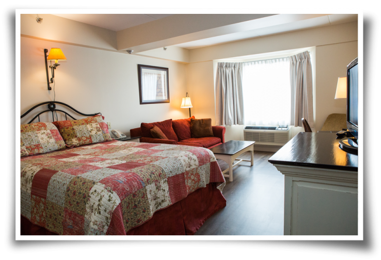Village Inn Lakefield | Rooms & Rates